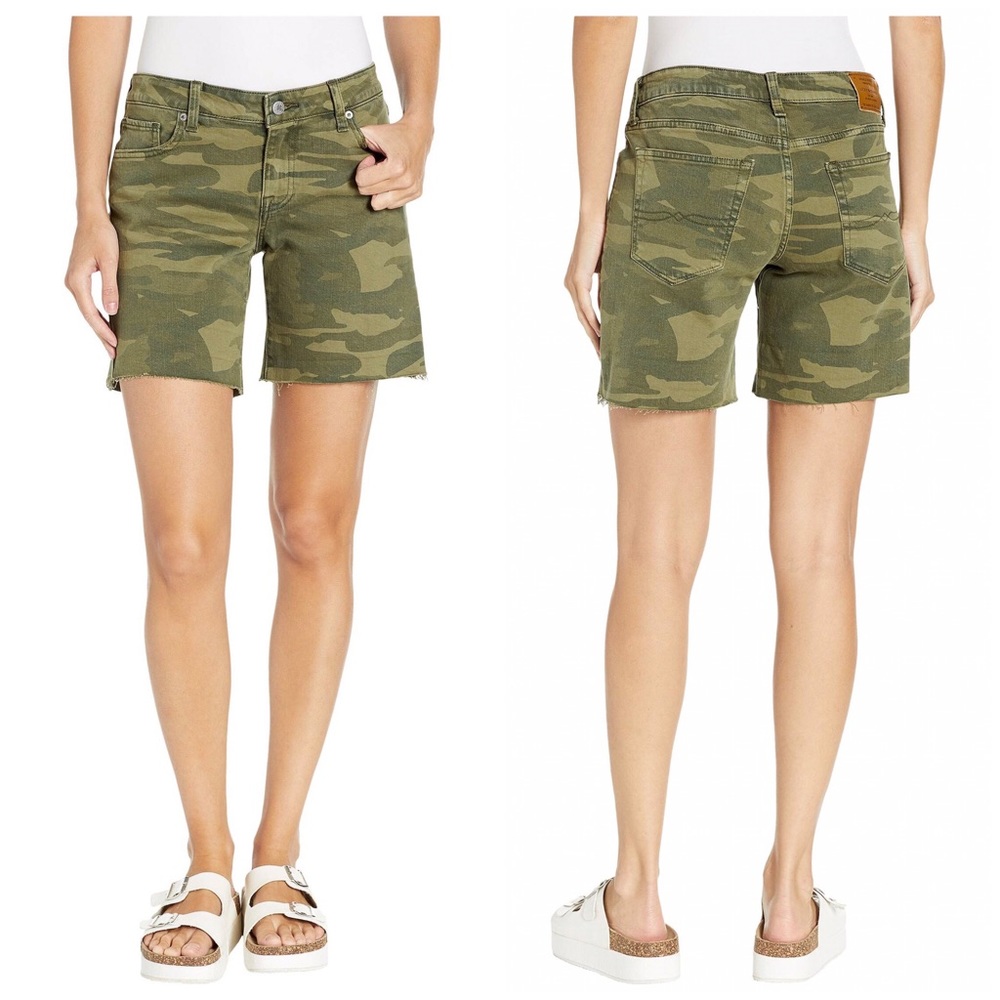 🆕Lucky Brand The Roll Up Shorts In Classic Camo